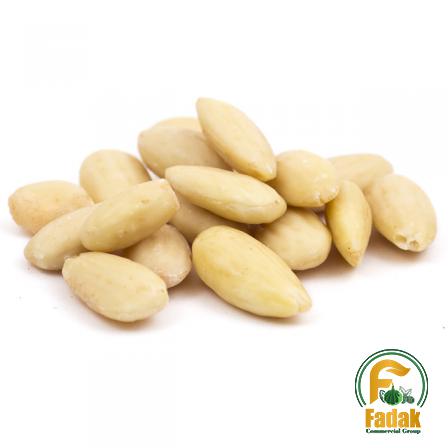 Quality Skinless Almonds in Bulk