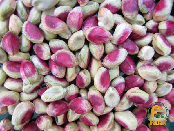 The price of types of Iranian pistachios from production to consumption