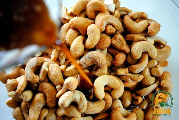 The purchase price of bulk cashews wholesale + properties, disadvantages and advantages